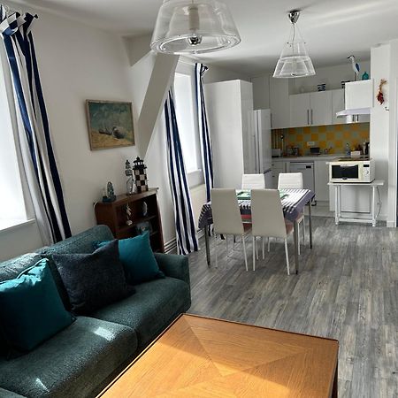 Gite Du Moulin - Appartement Plein Centre Ville - Spacieux 2P - 1Er Etage Maison De Pecheur A 100M De La Plage Le Crotoy Extérieur photo